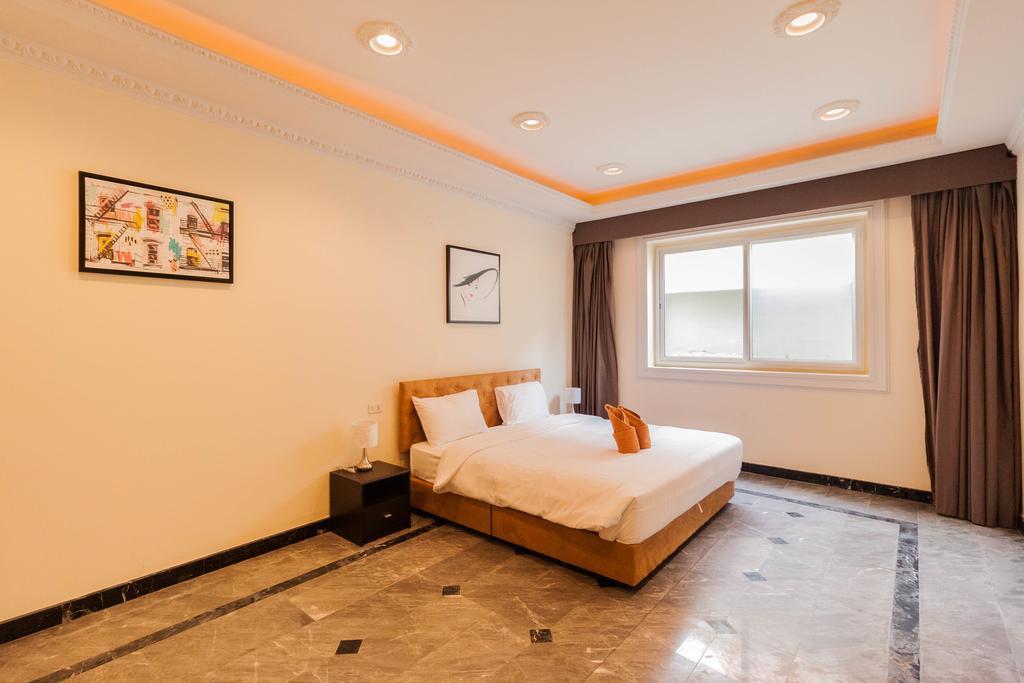 Ban Nong Tabaek Jomtien Palace Pool Villa By Pattaya Sunny Rentals מראה חיצוני תמונה
