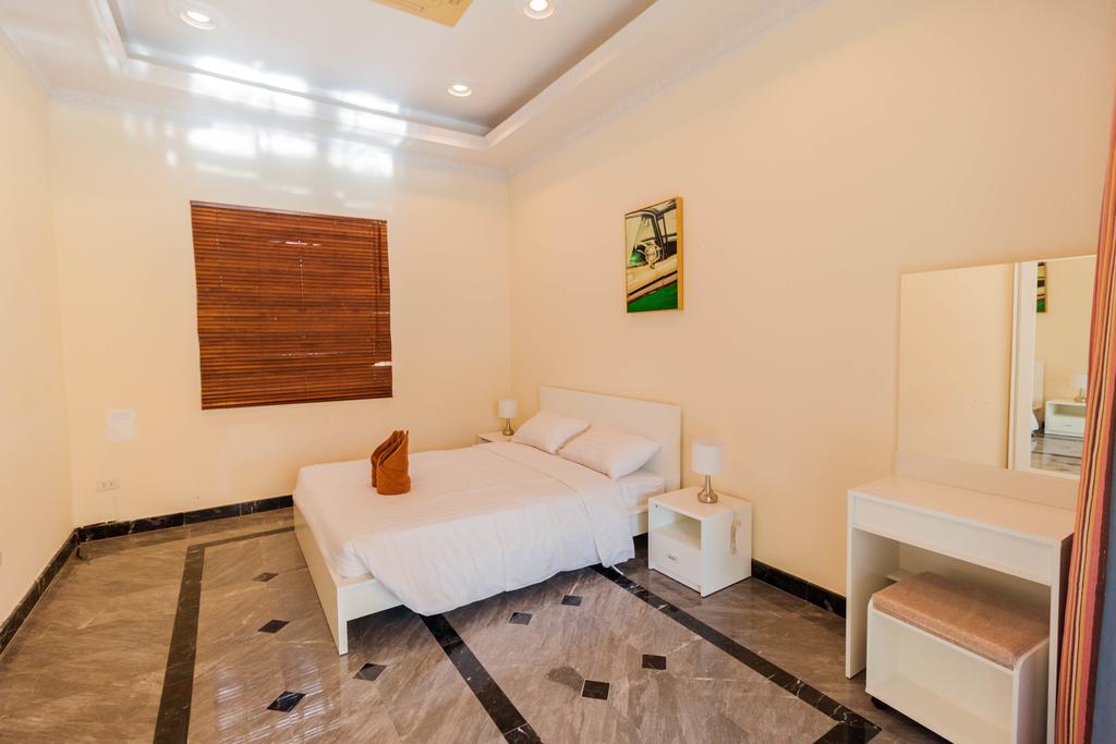 Ban Nong Tabaek Jomtien Palace Pool Villa By Pattaya Sunny Rentals מראה חיצוני תמונה